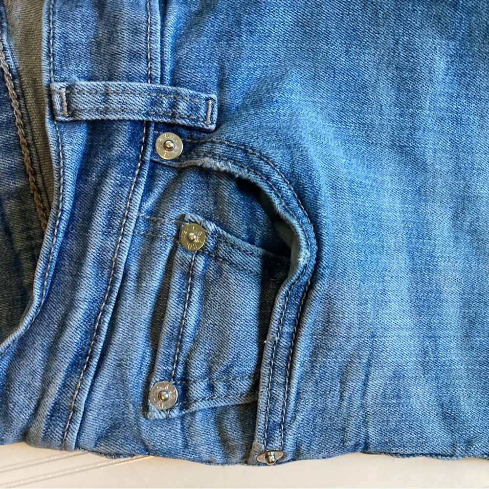 Levi’s 524 Skinny Women or Girls Jeans. Size 3M - Picture 9 of 10
